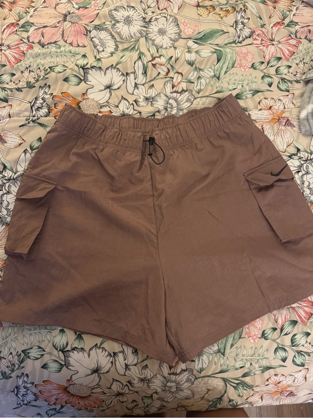 Nike Women's Mauve Cargo Shorts with Drawstring Waist
